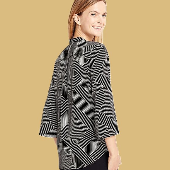 New ANN TAYLOR V-Neck Flare Sleeve Popover Blouse Black Size M - Picture 4 of 4